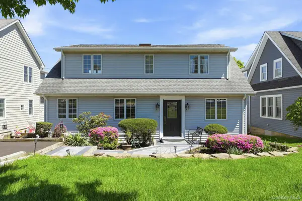 19 Hillside Avenue, Northport, NY 11768