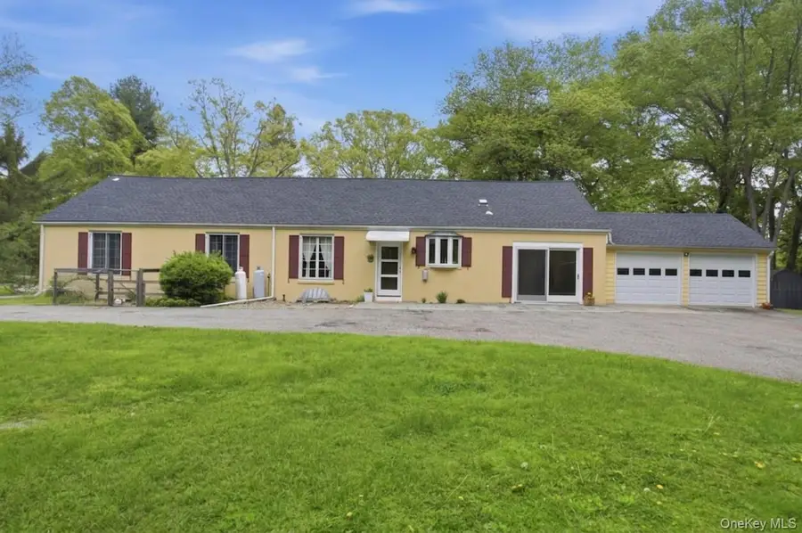5 Primrose Street, Katonah, NY 10536 - #2