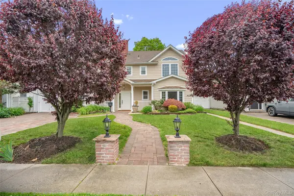 244 Water Lane S, Wantagh, NY 11793