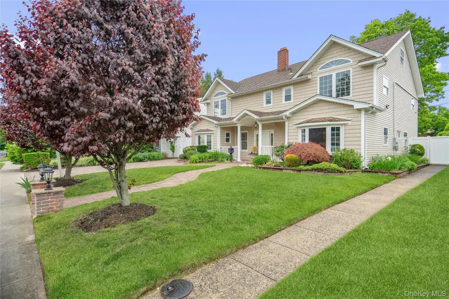 244 Water Lane S, Wantagh, NY 11793 - #2