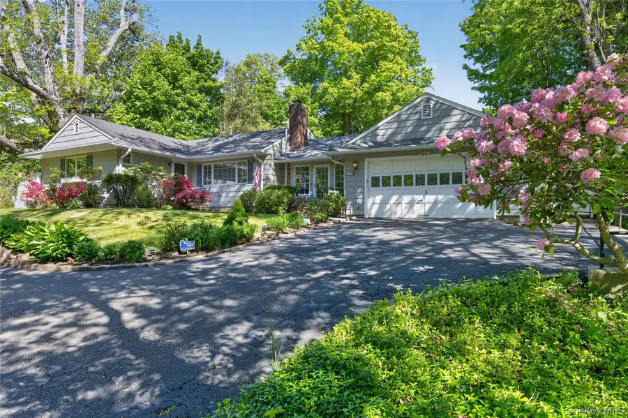 247 Buckram Road, Locust Valley, NY 11560 - #3