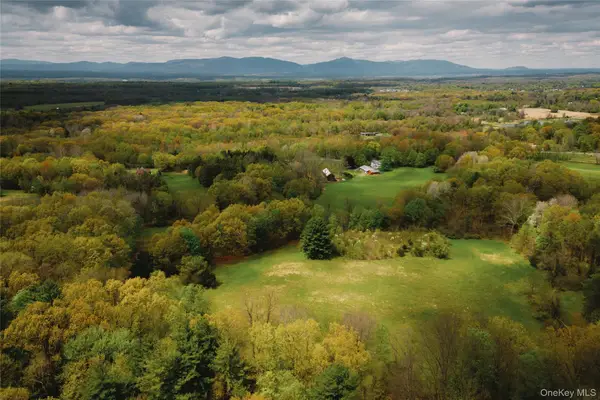000 Stone Church, Rhinebeck, NY 12572