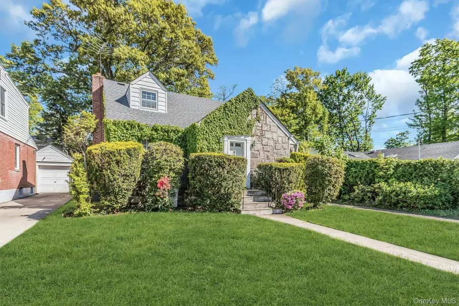 461 Madison Avenue, West Hempstead, NY 11552 - #3