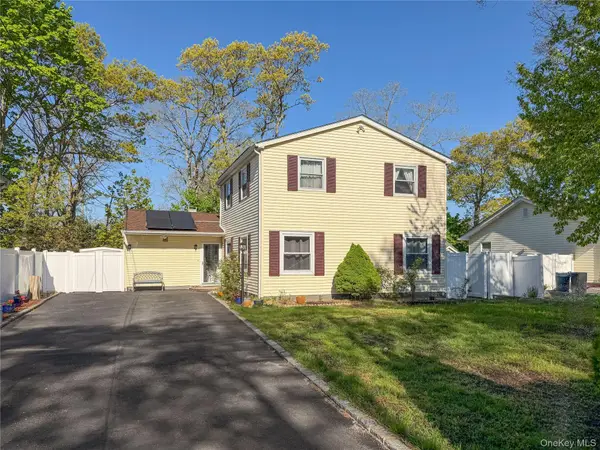 12 Sims Street, Patchogue, NY 11772