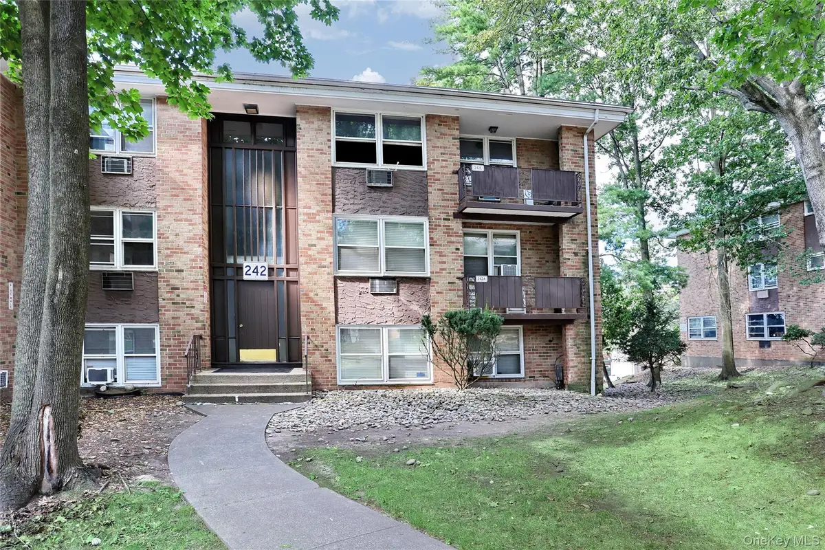 242 Kearsing Parkway #D, Monsey, NY 10952 - #1