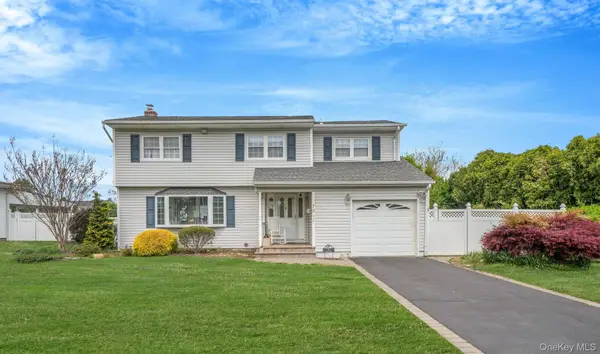 75 Pawnee Drive, Commack, NY 11725