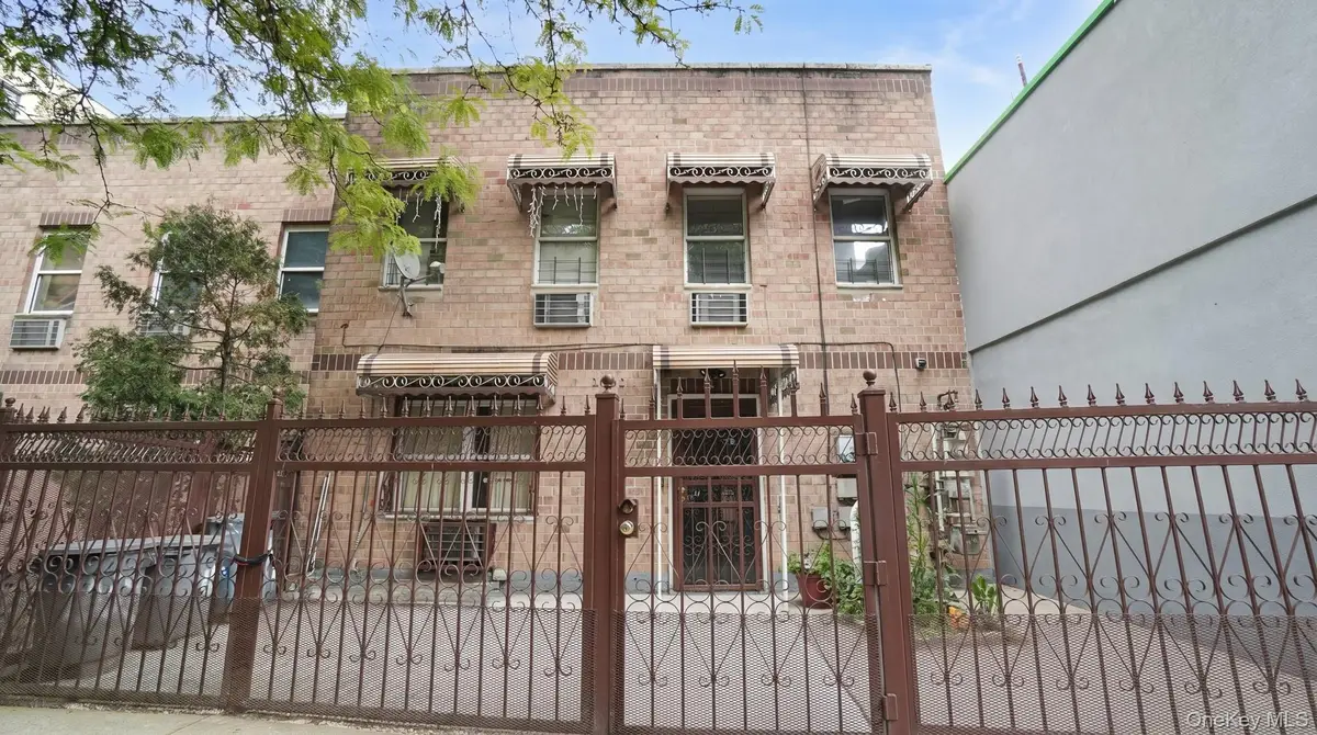 1062 Woodycrest Avenue, Bronx, NY 10452 - #1