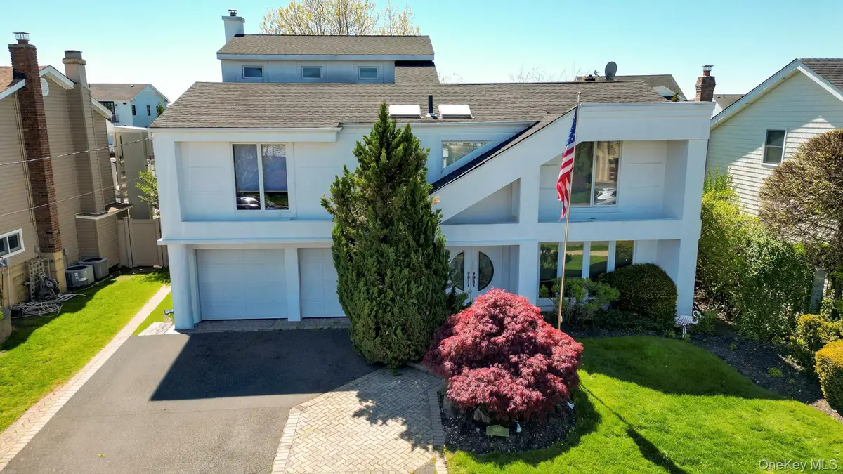 2912 Bay Drive, Merrick, NY 11566 - #1