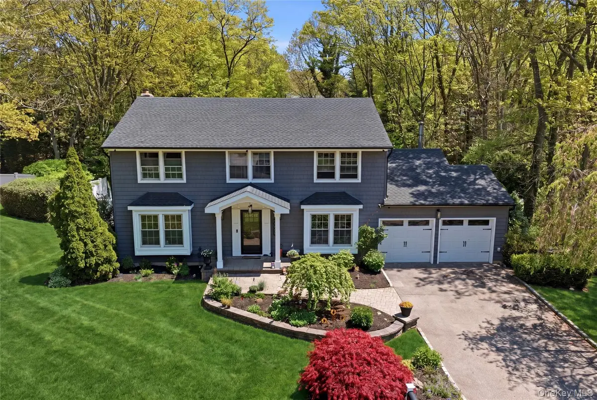 14 Long Acre Lane, Dix Hills, NY 11746 - #1