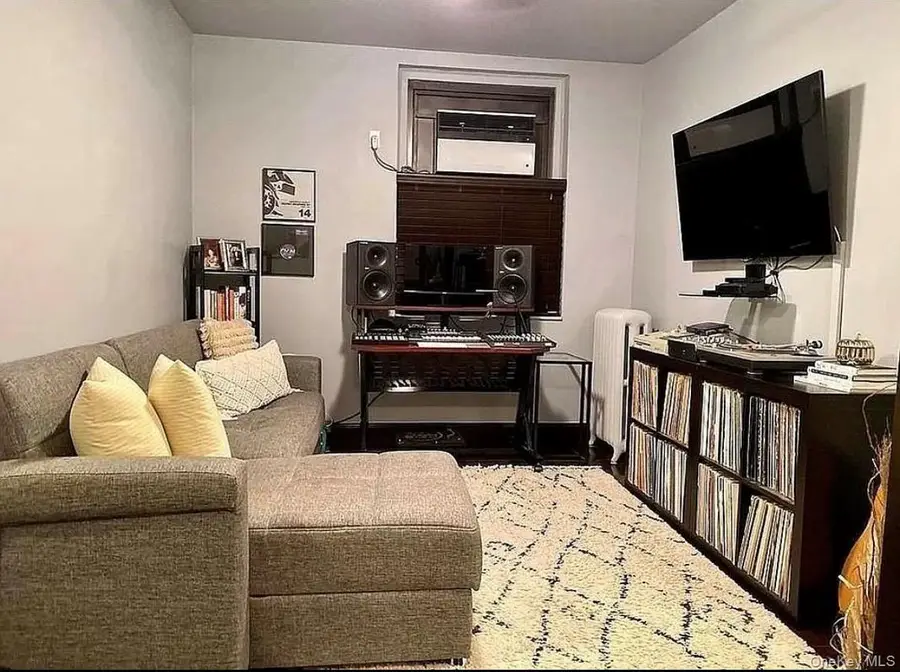 21-06 35th Street #1B, Astoria, NY 11105 - #2