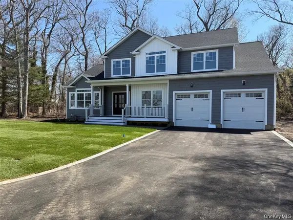 1 Lotto Court, Lake Grove, NY 11755