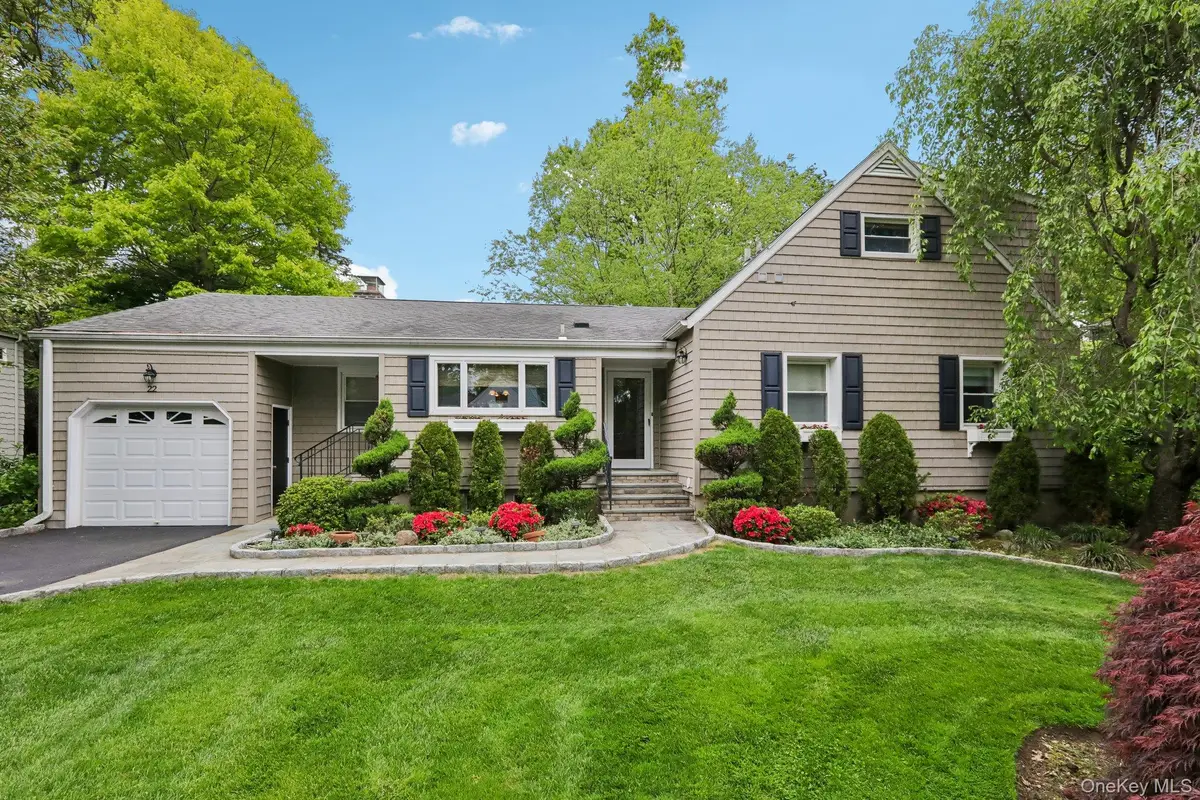 22 Stony Run, New Rochelle, NY 10804 - #1