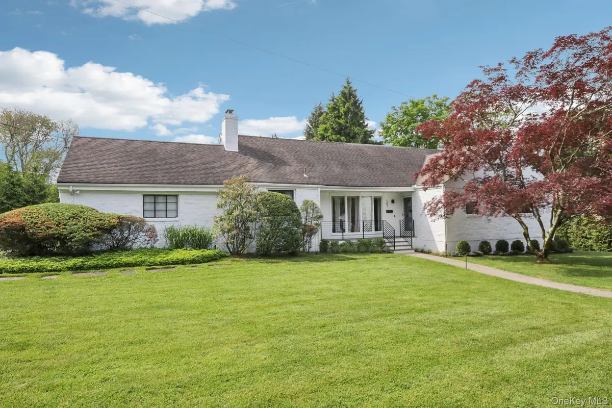 187 Thornbury Road, Scarsdale, NY 10583 - #1
