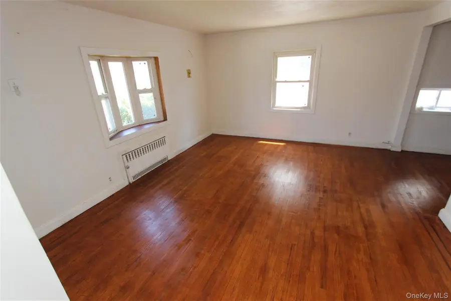 7510 173rd Street, Fresh Meadows, NY 11366 - #3