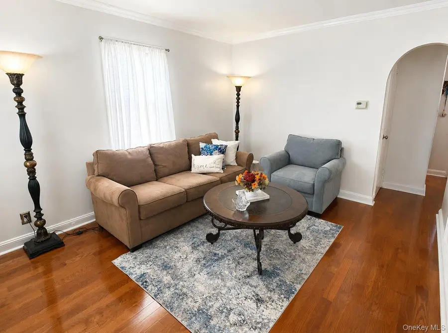 44 Shaw Avenue, Valley Stream, NY 11580 - #3