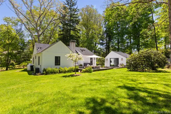 49 Clinton Road, Bedford Hills, NY 10507
