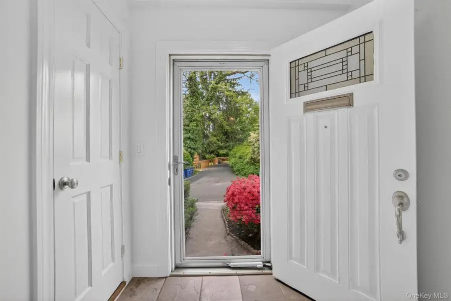 163 St Nicholas Avenue, Bronxville, NY 10708 - #2