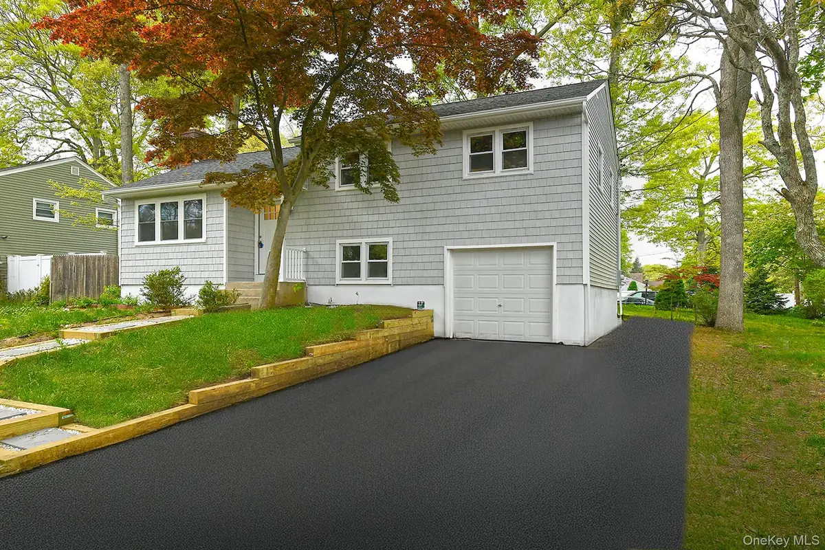 29 Bennett Avenue, Huntington Station, NY 11746 - #1