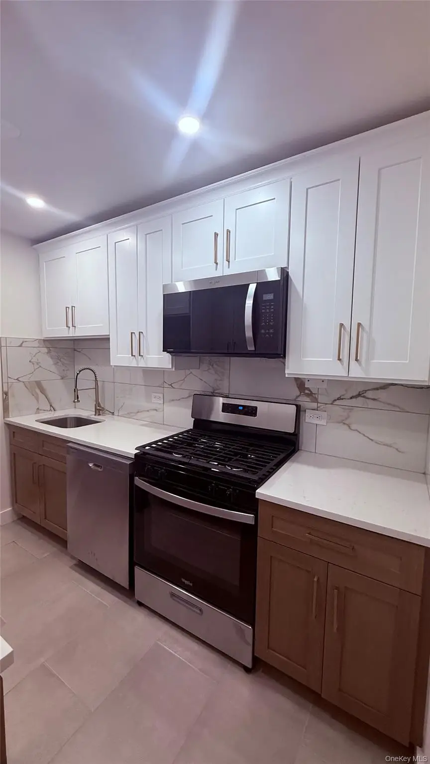 665 Thwaites Place #4N, Bronx, NY 10467 - #2