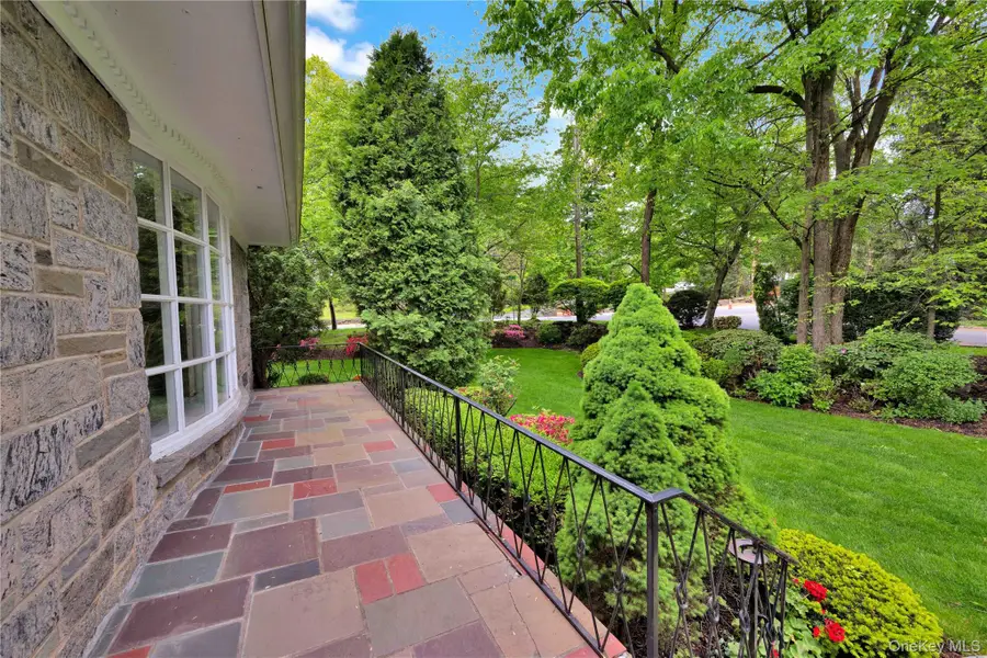 2 Bonnie Briar Lane, Larchmont, NY 10538 - #2