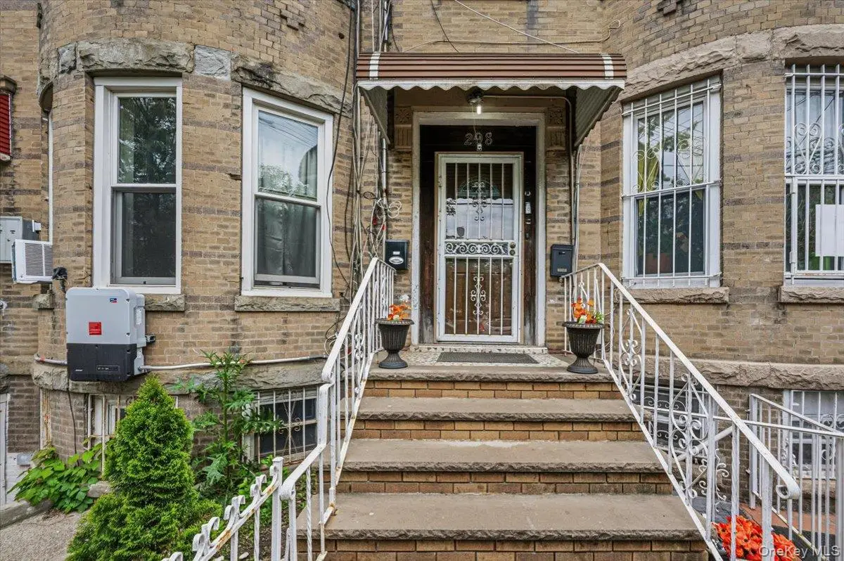 298 Etna St, Brooklyn, NY 11208 - #1