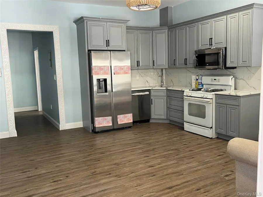2854 Briggs Avenue, Bronx, NY 10458 - #2