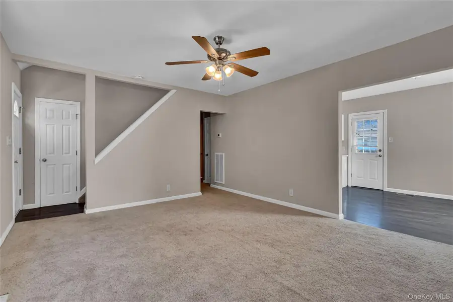 46 Rockledge Drive, Shirley, NY 11967 - #3