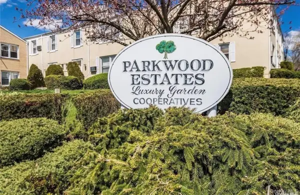71-03 252nd #199B, Bellerose, NY 11426