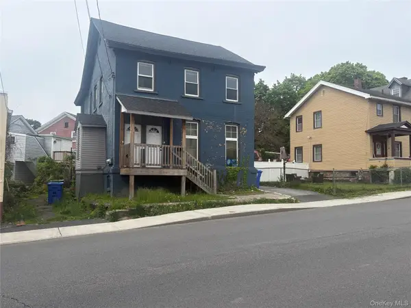 8 Roberts Street, Middletown, NY 10940