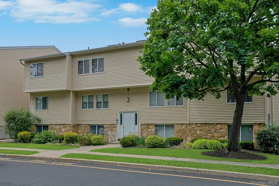25 College Avenue #111, Nanuet, NY 10954 - #2