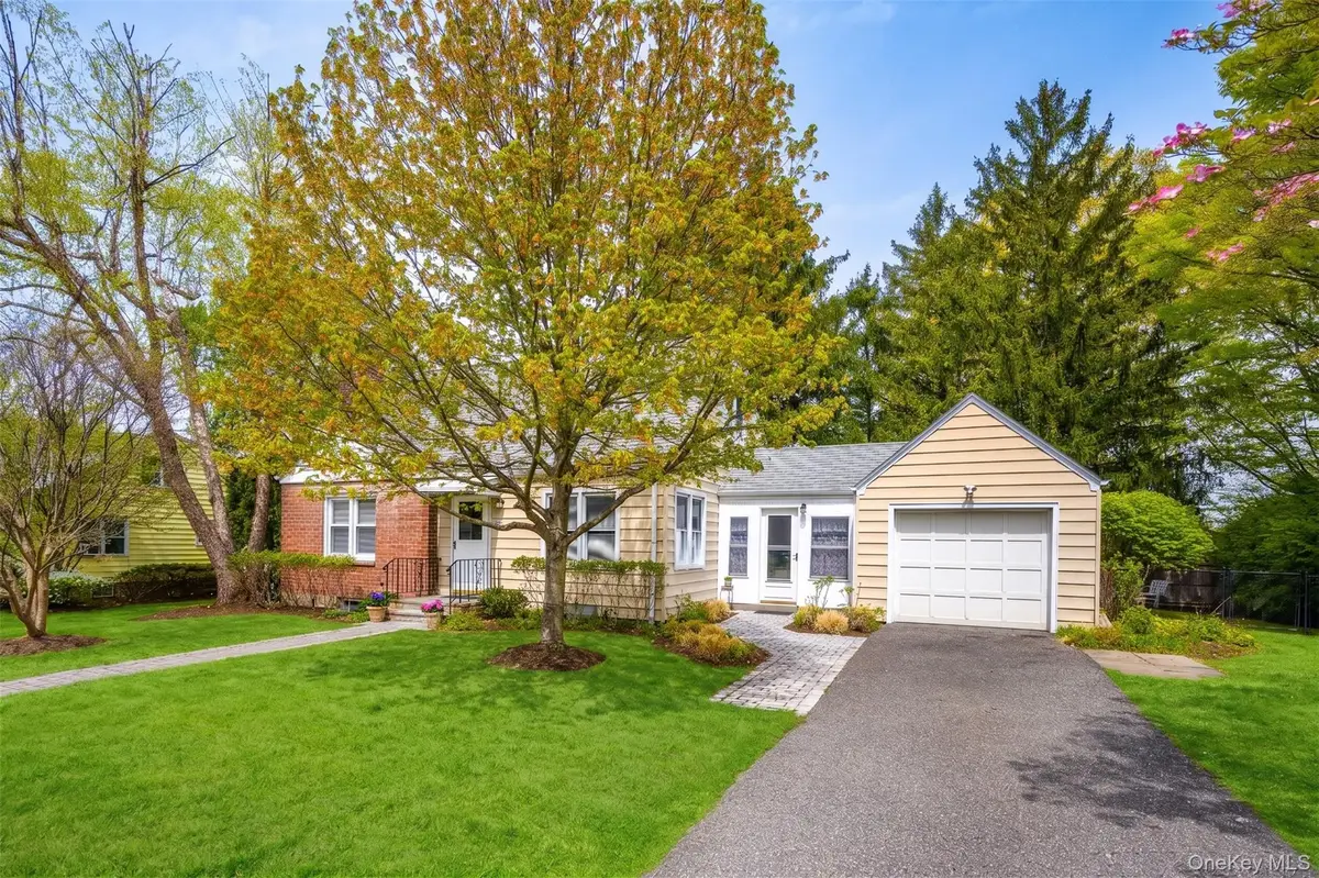 4 Grove Street, Dobbs Ferry, NY 10522 - #1
