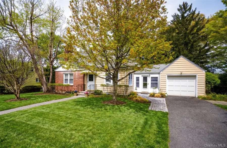 4 Grove Street, Dobbs Ferry, NY 10522 - #3