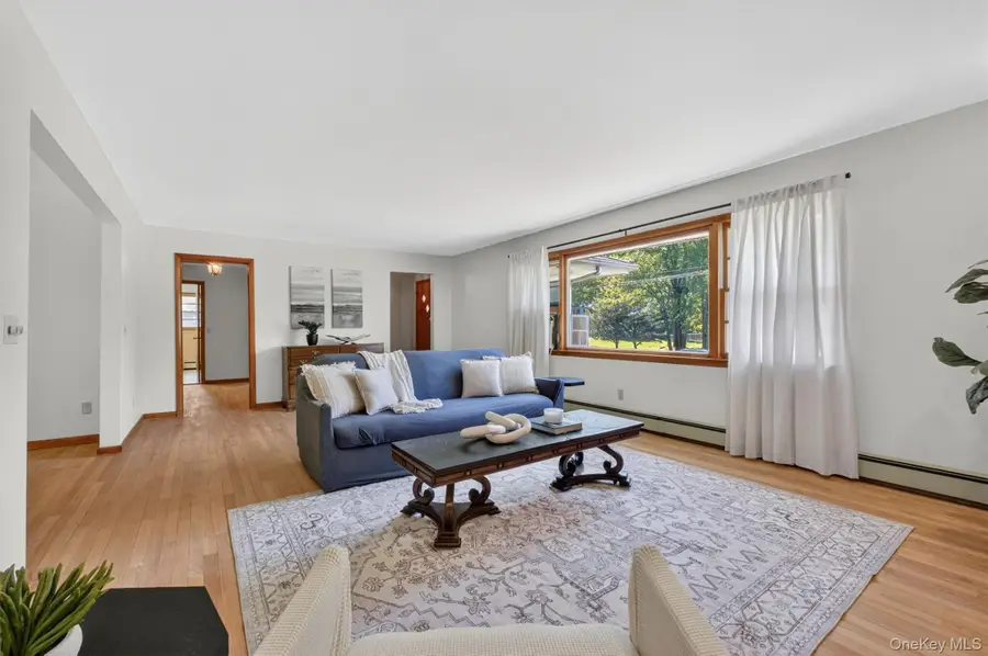 9 Alladin Court, Wappingers Falls, NY 12590 - #3