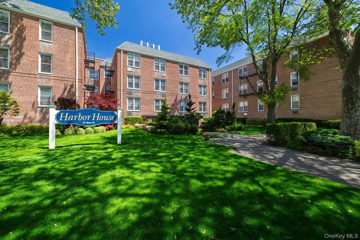 16 Main Street #3V, East Rockaway, NY 11518 - #1