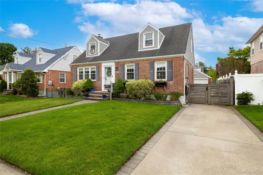 1714 Broadway, New Hyde Park, NY 11040 - #2