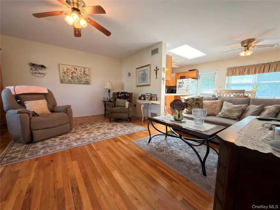3 Primrose Lane #3, North Babylon, NY 11703 - #2