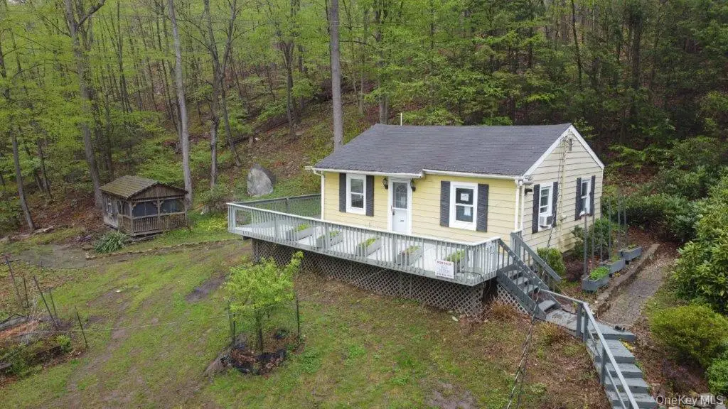 303 Buttermilk Falls Road, Warwick, NY 10990 - #1
