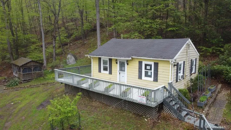 303 Buttermilk Falls Road, Warwick, NY 10990 - #2