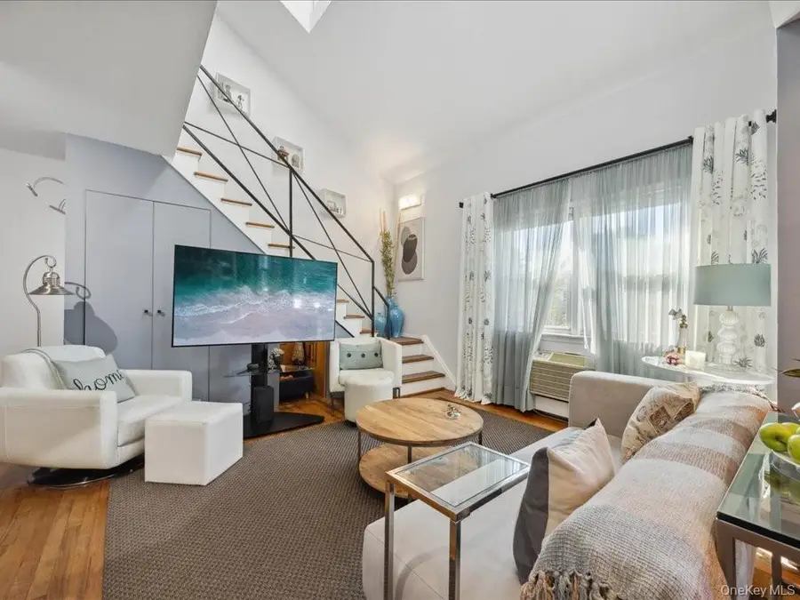 200 Centre Avenue #3G, New Rochelle, NY 10805 - #2