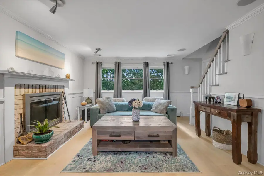 7 Pierson Place, South Huntington, NY 11746 - #2