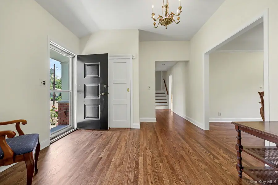 38 Aspen Road, New Rochelle, NY 10804 - #2