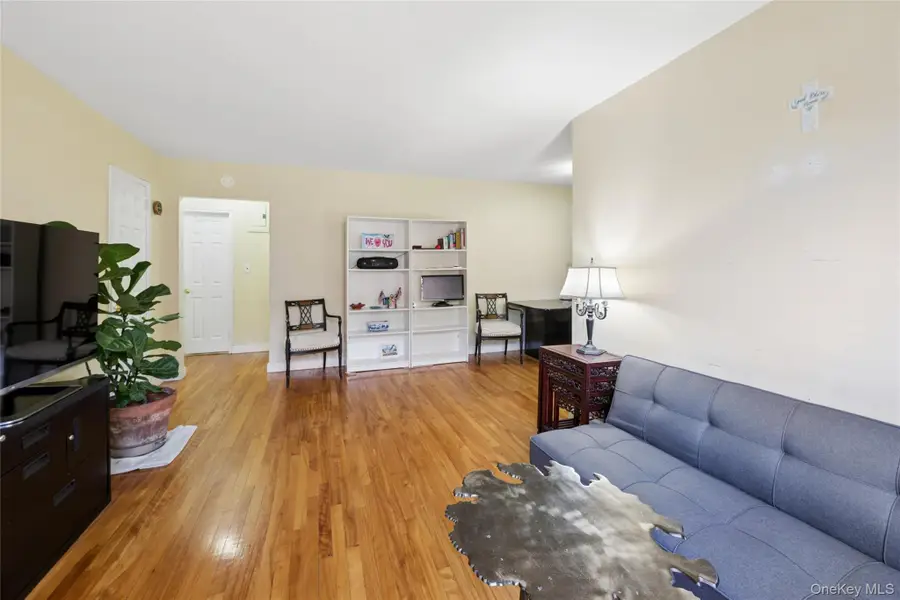 196-30 67th Avenue #1, Fresh Meadows, NY 11365 - #3