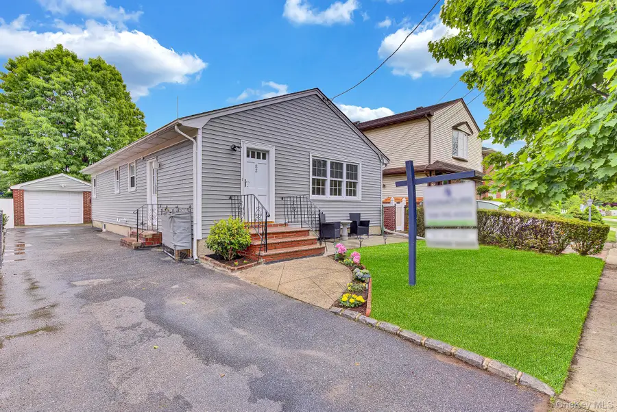 82 1st Street, New Hyde Park, NY 11040 - #2
