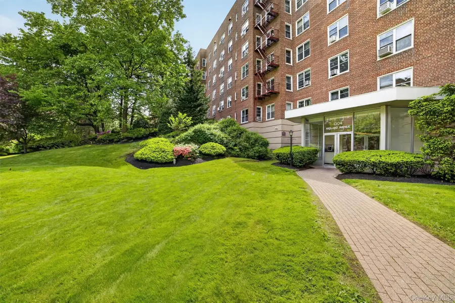 1304 Midland Avenue #C78, Yonkers, NY 10704 - #2