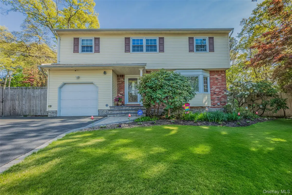 4220 Express Drive S, Ronkonkoma, NY 11779 - #1