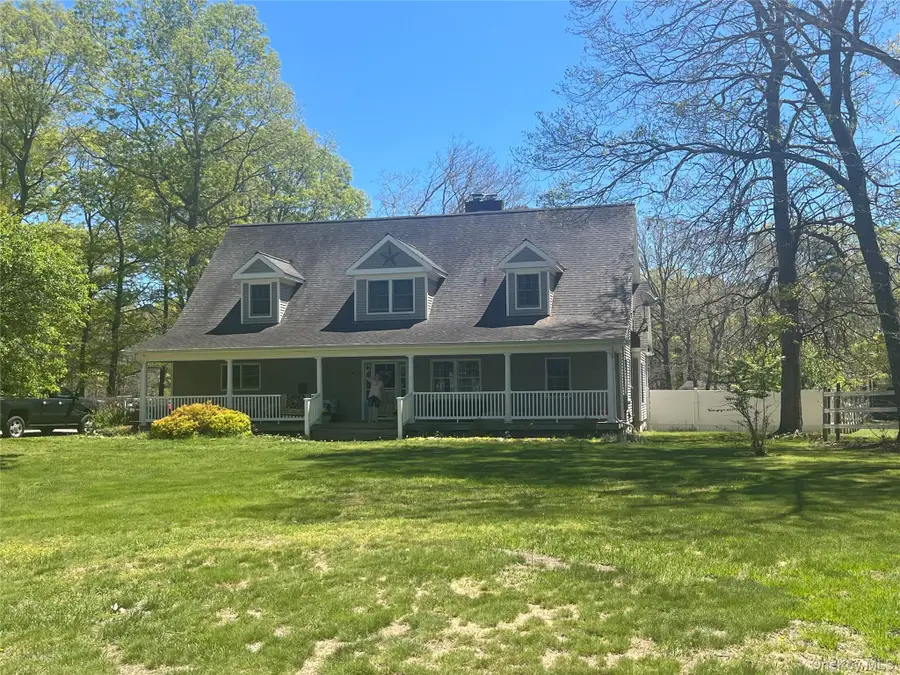 4 Conservation Circus Road, Ridge, NY 11961 - #2