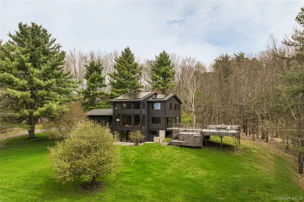 41 Chicory Lane, Austerlitz, NY 12017