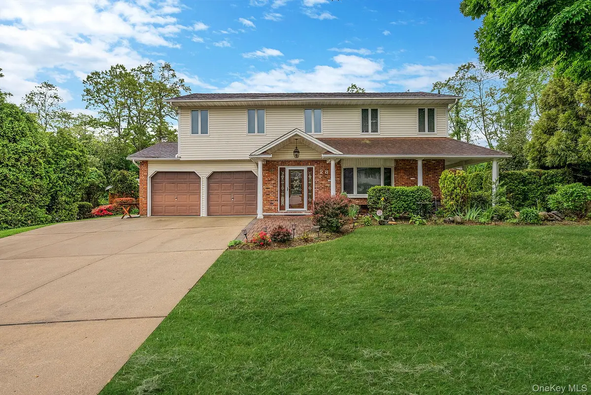 28 Manchester Boulevard, Wheatley Heights, NY 11798 - #1