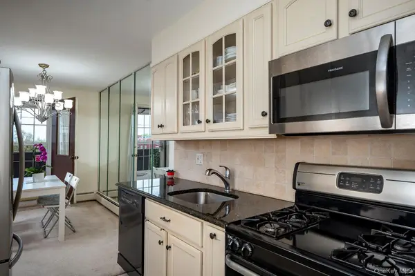 135 Post Avenue #5A, Westbury, NY 11590