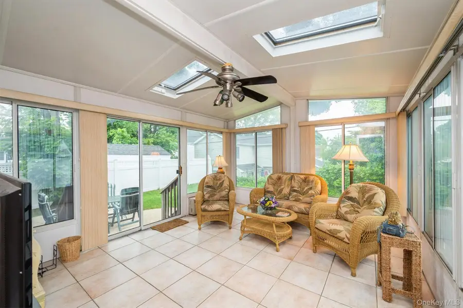 361 Spruce Lane, East Meadow, NY 11554 - #2